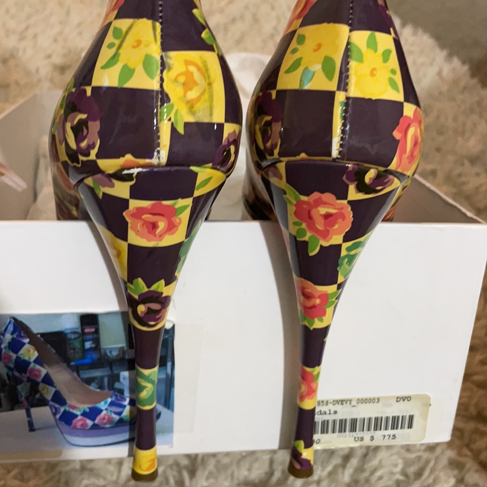 Versace SS11 Pumps - Picture 8 of 10